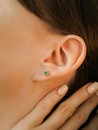Hexa Emerald Faceted Studs