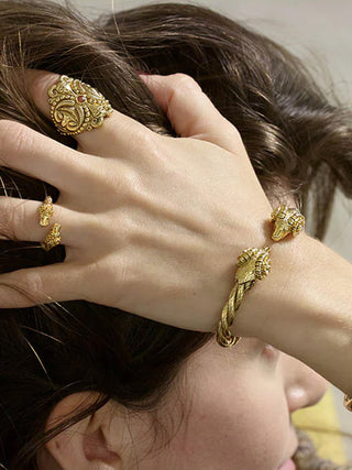 Aya lion ring