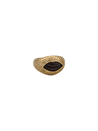 LA2L Kisses Signet Ring, gold-filled textured signet ring with lip-shaped garnet and carnelian motif | LE FIGUE NEW YORK