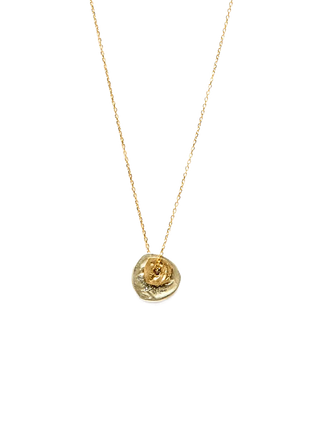 Round Delicate Pendant Necklace