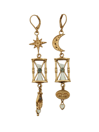 Sacha Hourglass Moon Star Earring