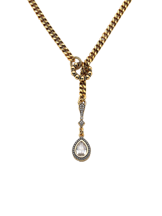 A Drop of Chic NECKLACE